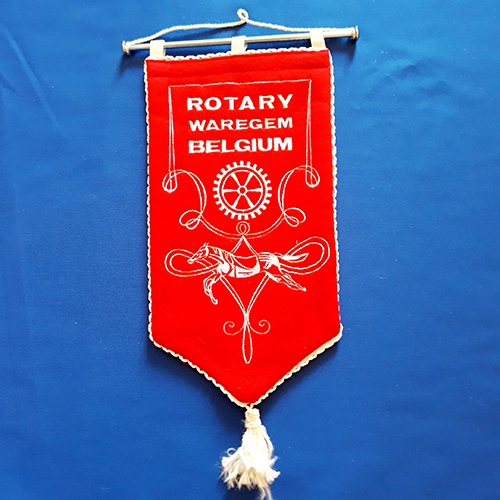 Fanion d'un club du Rotary International