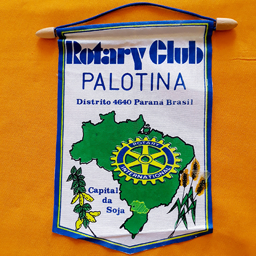 Fanion d'un club du Rotary International