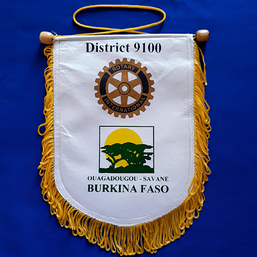 Fanion d'un club du Rotary International