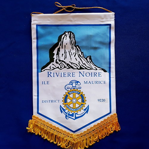 Fanion d'un club du Rotary International