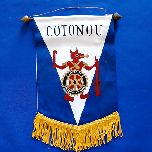 Fanion d'un club du Rotary International