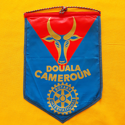 Fanion d'un club du Rotary International